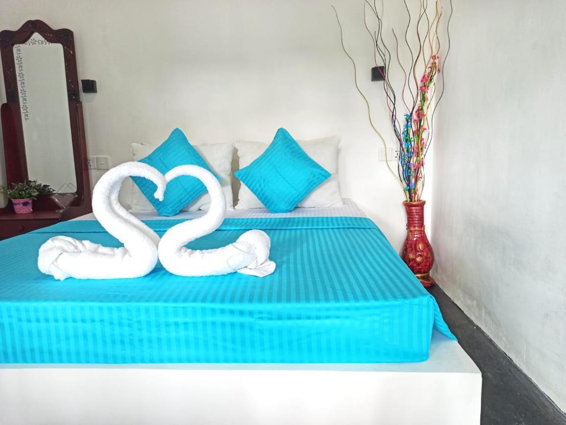 Dimuthu Homestay Udawalawe Δωμάτιο φωτογραφία